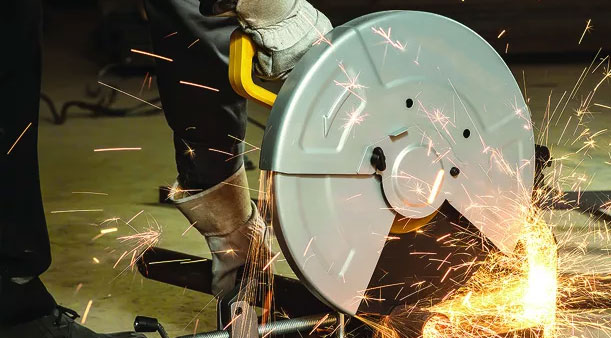 Van valakinek javaslata munkakesztyűre?